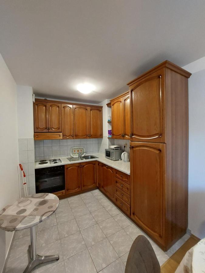 Apartman Mira Makarska Exteriör bild